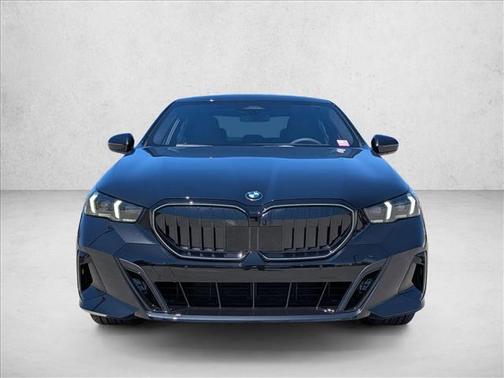 Black Sapphire Metallic 2026 BMW 530 i