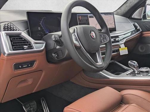 2026 BMW ALPINA XB7 Base