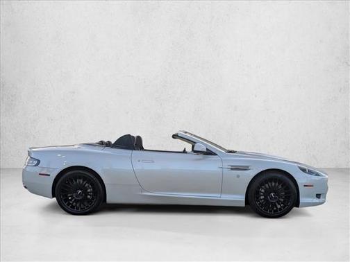 2010 Aston Martin DB9 Volante