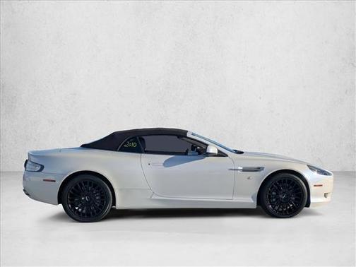 2010 Aston Martin DB9 Volante