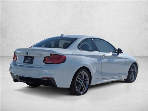 2018 BMW 230 i