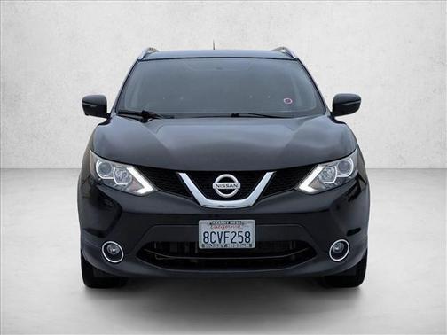 Magnetic Black 2017 Nissan Rogue Sport SL