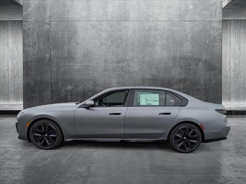 2025 BMW i7 xDrive60