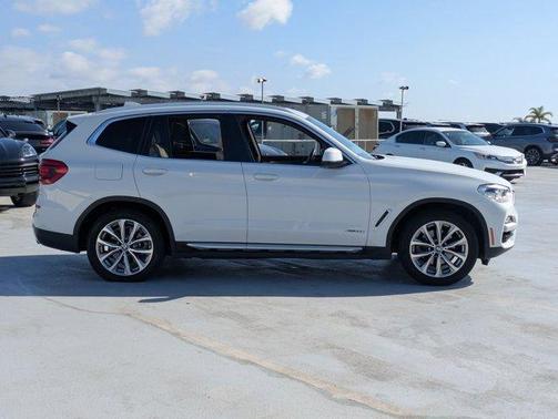 2018 BMW X3 xDrive30i