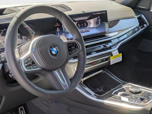 Gray Metallic 2026 BMW X5 sDrive40i