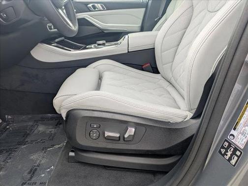 Gray Metallic 2026 BMW X5 xDrive40i
