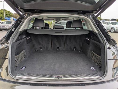 2020 Audi Q5 e 55 Premium