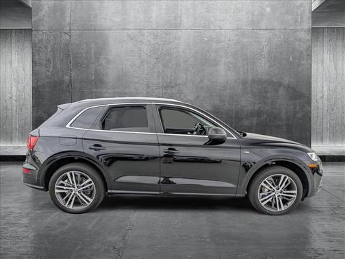 2020 Audi Q5 e 55 Premium