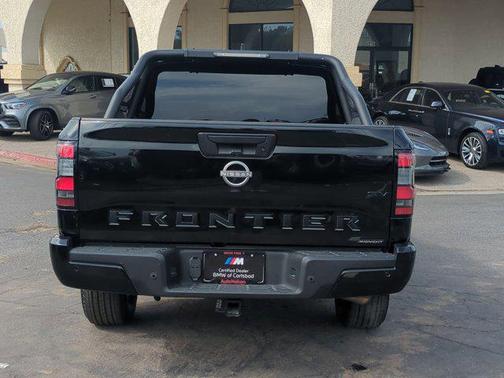 2023 Nissan Frontier SV