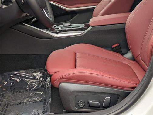 2024 BMW 330 i