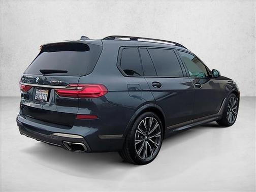 2020 BMW X7 M50i