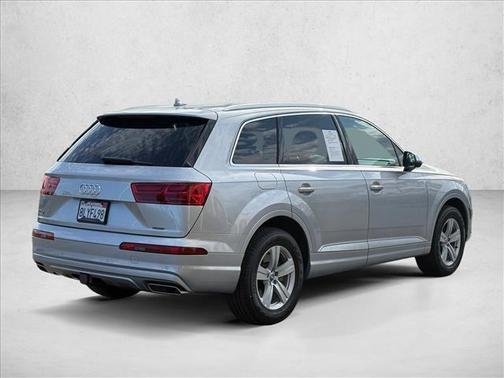 2019 Audi Q7 45 Premium Plus