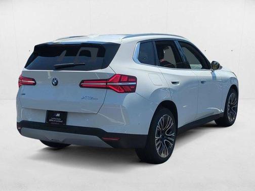 Mineral White Metallic 2026 BMW X5 sDrive40i