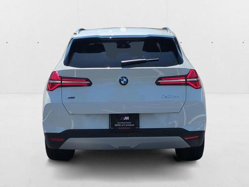 Mineral White Metallic 2026 BMW X5 sDrive40i