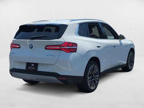 Mineral White Metallic 2026 BMW X5 sDrive40i