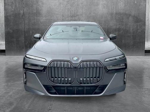 2025 BMW i7 xDrive60