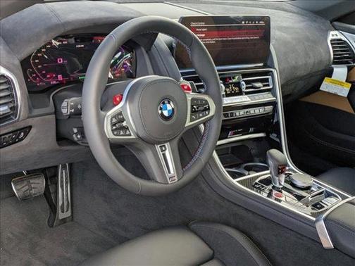 2025 BMW M8 Competition