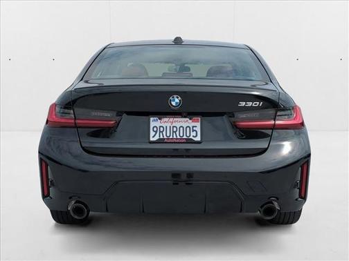 2025 BMW 330 i