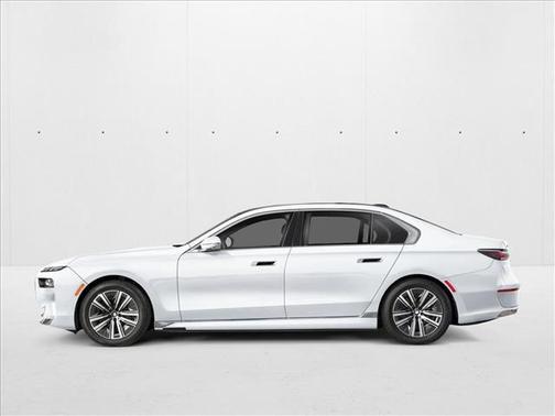 Alpine White 2026 BMW i7 EDrive50