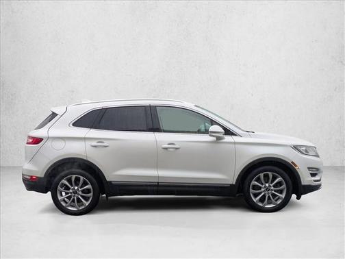 2016 Lincoln MKC Select