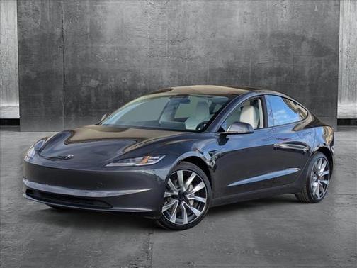 2025 Tesla Model 3 Long Range