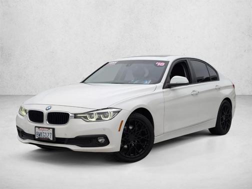 White 2018 BMW 320 i