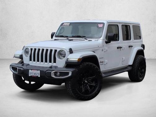 Bright White Clearcoat 2018 Jeep Wrangler Unlimited Sahara