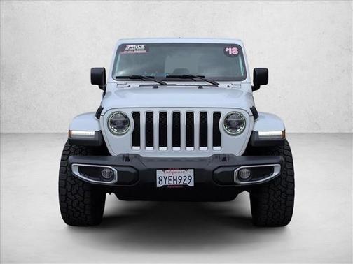 Bright White Clearcoat 2018 Jeep Wrangler Unlimited Sahara