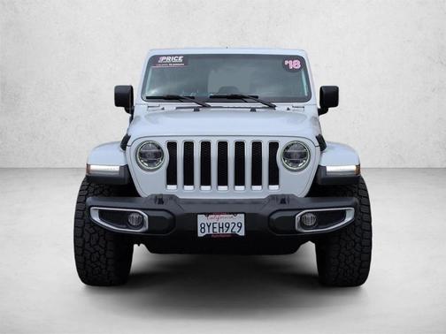 Bright White Clearcoat 2018 Jeep Wrangler Unlimited Sahara