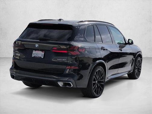Black Sapphire Metallic 2024 BMW X5 sDrive40i
