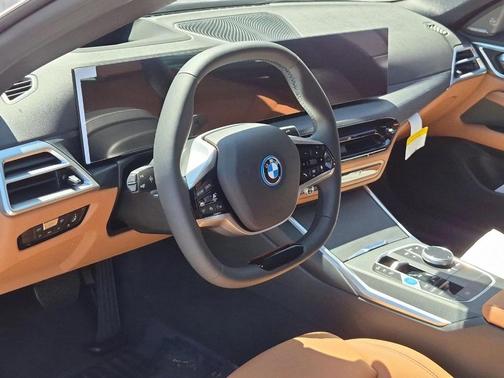 Mineral White Metallic 2026 BMW i4 Gran Coupe eDrive40