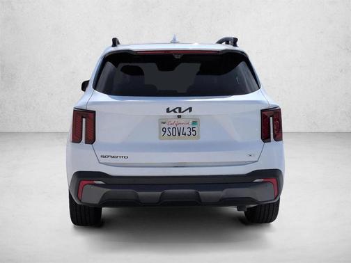 Glacial White Pearl 2025 Kia Sorento SX Prestige