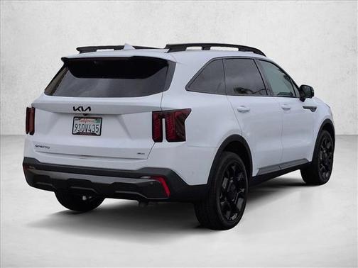 Glacial White Pearl 2025 Kia Sorento SX Prestige