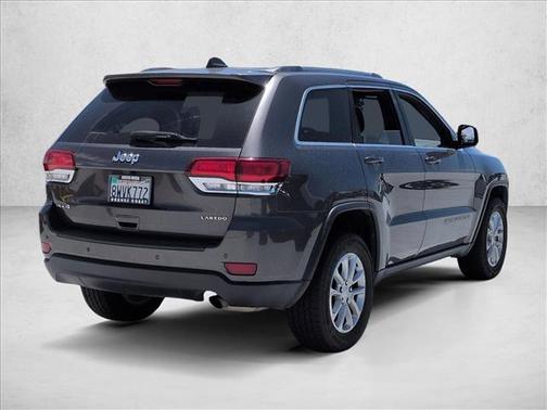 Granite Crystal Clearcoat Metallic 2021 Jeep Grand Cherokee Laredo E
