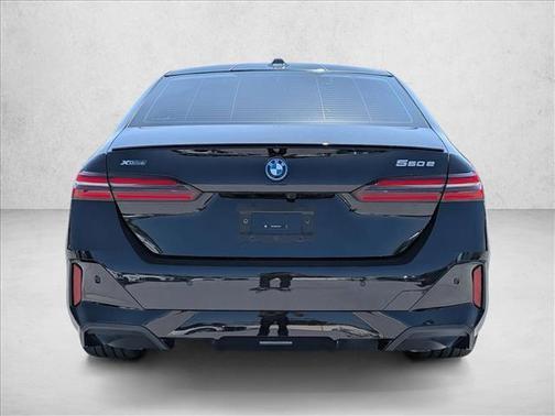 2026 BMW 550e xDrive
