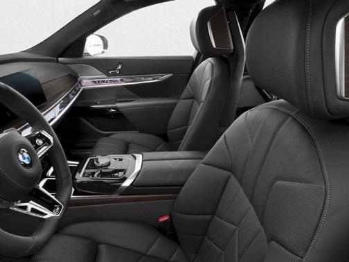 Black Sapphire Metallic 2026 BMW 760 760i xDrive