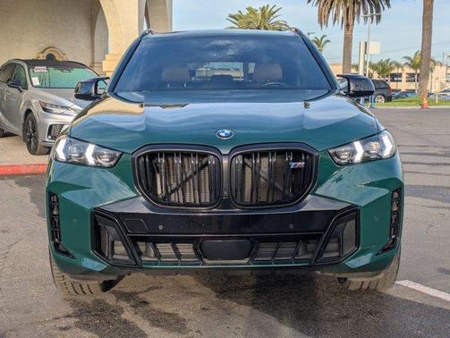 2024 BMW X5 M60i