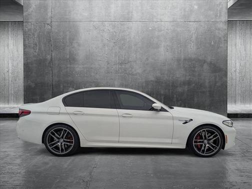 2022 BMW M5 Base