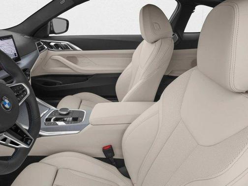 Alpine White 2027 BMW M440 i