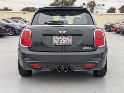 2016 MINI Hardtop Cooper S