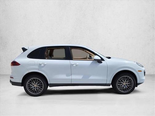 White 2017 Porsche Cayenne