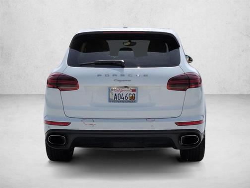 White 2017 Porsche Cayenne