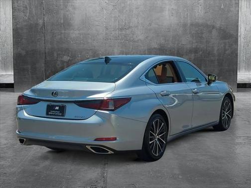 2023 Lexus ES 350