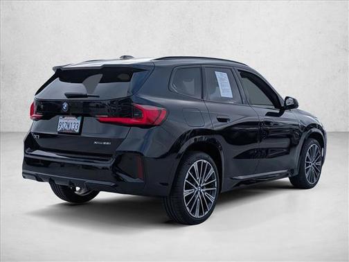 Black Sapphire Metallic 2025 BMW X1 xDrive28i