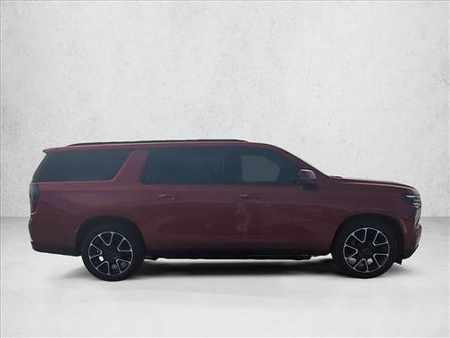 2025 Chevrolet Suburban RST