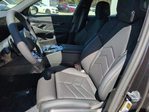 2026 BMW i5 eDrive40