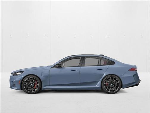 Storm Bay Metallic 2027 BMW M5