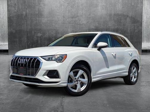 2022 Audi Q3 40 Premium