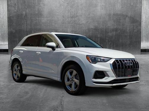 2022 Audi Q3 40 Premium