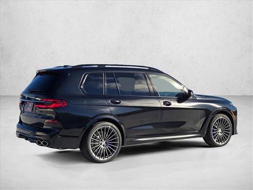 2026 BMW ALPINA XB7 Base